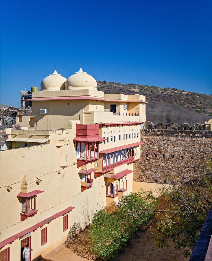 Hotel Ramathra Fort à Sapotra Extérieur photo